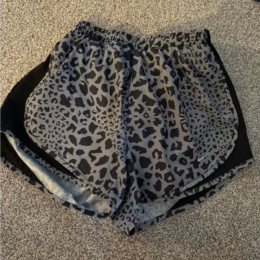 Nike Black and Gray Athletic Shorts Performance Moisture-Wicking